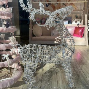 20 LED ışıklı geyik dekoru yılbaşı süsleri LED geyik dekoru bahçe ve vitrin yılbaşı dekorasyonu Sıcak beyaz LED ışıklı geyik figürü dış mekân dekor